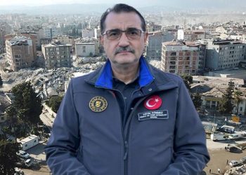 Bakan Dönmez depremzedelerin 4 milyar liralık faturalarının silindiğini duyurdu