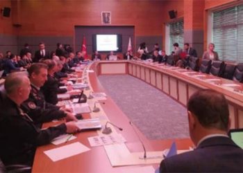 Deprem sonrası 74 vatandaşın kimlik tespit çalışmaları devam ediyor