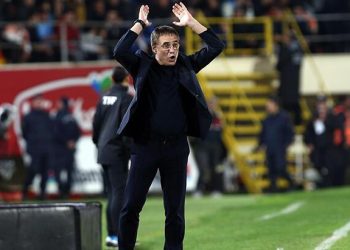 Ersun Yanal, Fenerbahçe maçı sonrası patladı! ‘Futbola ihanet ediyoruz’