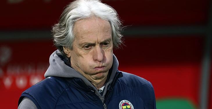 Fenerbahçe’de Jorge Jesus tepkisi! Son 4 maçta 2 kırmızı kart