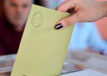 İmza yarışı sönük başladı