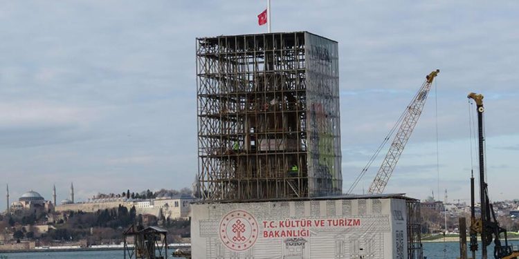 Kız Kulesi’nin restorasyonunda sona doğru! Duvarlardan midye kabuğu çıktı