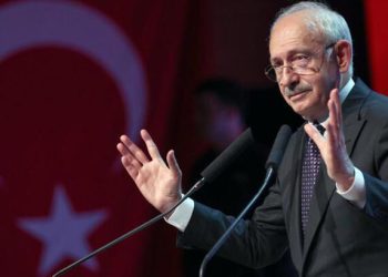 Oy birliği ile aday gösterildi