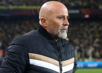 Sevilla’da Sampaoli ile yollar ayrılıyor