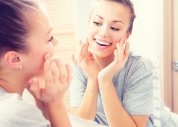 Ünlü yıldızların en çok tercih ettiği estetik operasyonlar