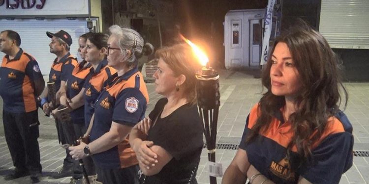 17 Ağustos depreminde hayatını kaybedenler Avcılar’da anıldı