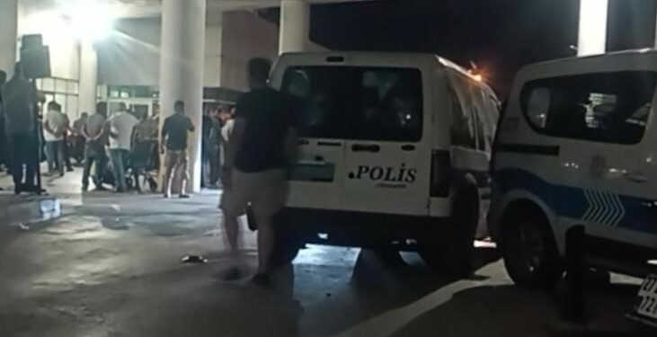 Kavgayı ayırmaya çalıştı hayatını kaybetti! Hastane acil servisi karıştı