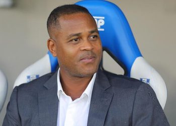 Patrick Kluivert’tan maç erteleme sorusuna cevap