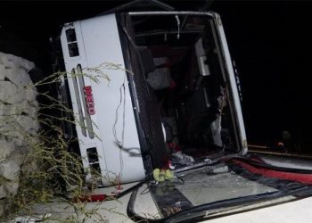 İki işçi servisi çarpıştı! Çok sayıda yaralı var