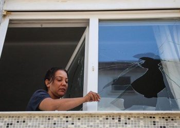 Ev sahibi dehşeti yaşattı! 10 bin lira kira istedi, camları kırıp gitti